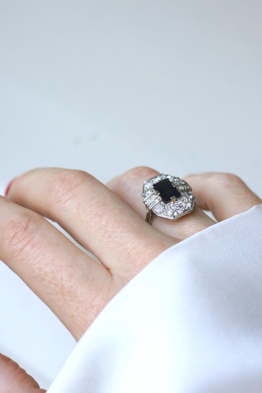 アールデコ ダイヤモンド＆サファイア レクタンギュラー リング - Galerie Pénélope