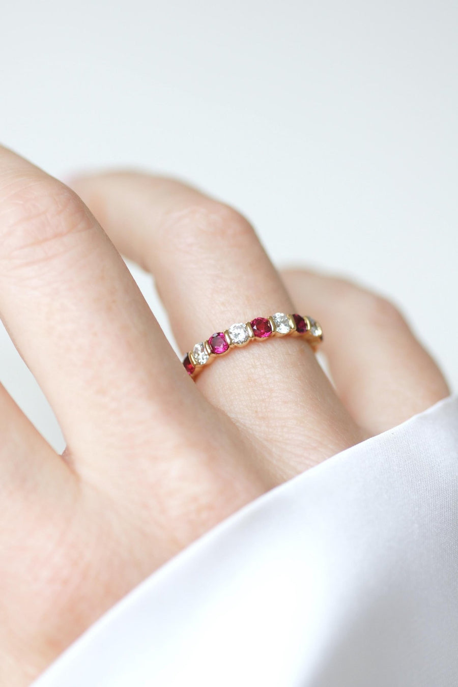 ルビー ダイヤモンド ハーフ ウェディング リング イエローゴールド - Galerie Pénélope