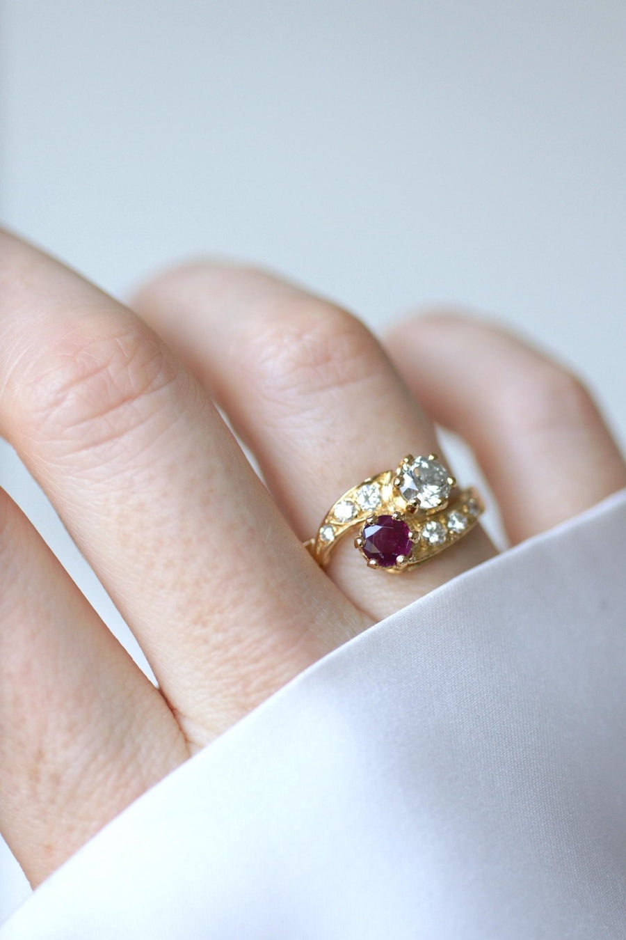 トワ・エ・モワ ルビー＆ダイヤモンド リング イエローゴールド - Galerie Pénélope
