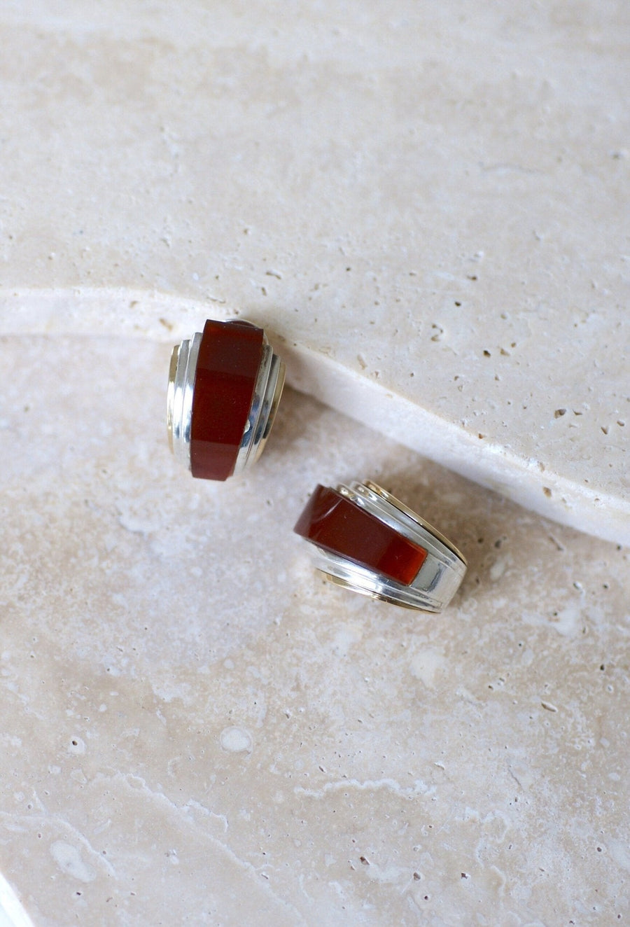 イヤリング Puiforcat clips by André Vassort Carnelian - Galerie Pénélope