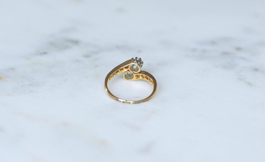 アンティーク トワ・エ・モワ リング イエローゴールドとプラチナにダイヤモンド