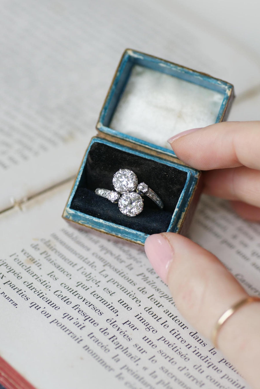 アンティーク トワ・エ・モワ リング ダイヤモンド 2.60カラット イエローゴールド/プラチナ