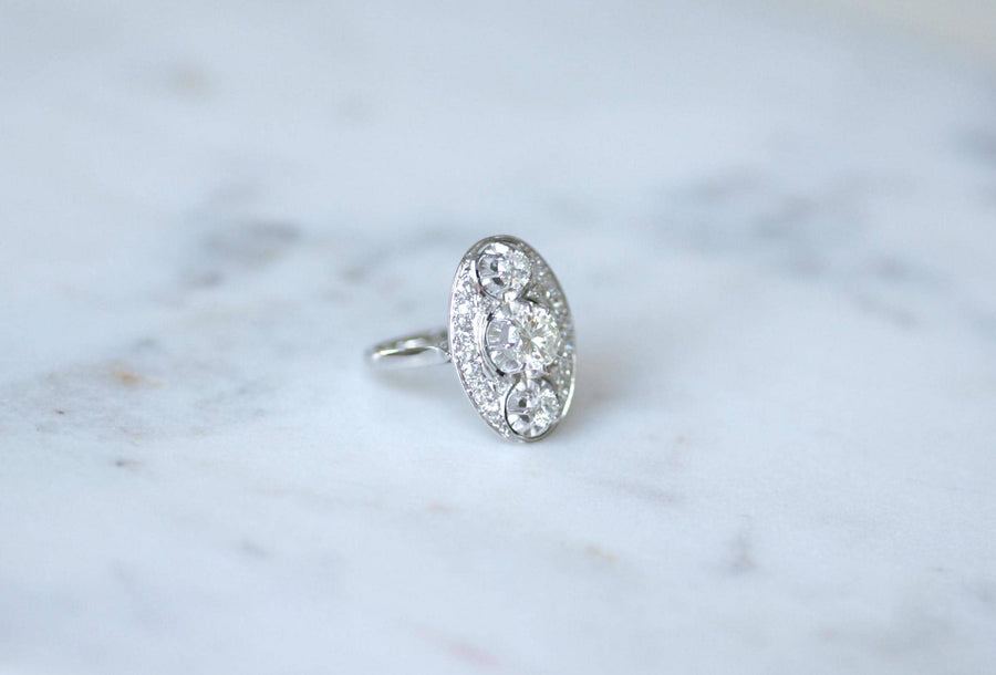 オーバル・アール・デコ・ダイヤモンド・リング 2.10カラット プラチナ＆ホワイトゴールド