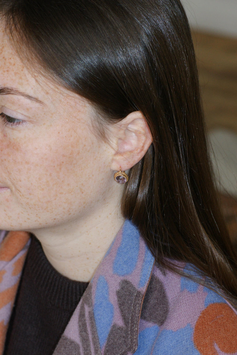 アンティーク・アメジストとダイヤモンドのドルムーズ・ピアス（イエローゴールド