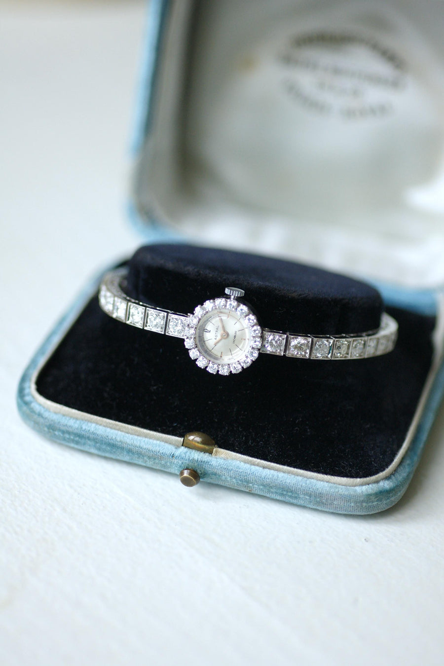 アストラル ダイヤモンド 5.70カラット ホワイトゴールド 60's レディース ブレスレット ウォッチ