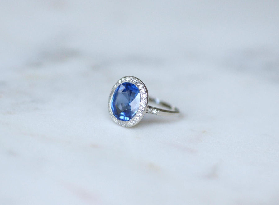 アールデコ・ポンパドール・リング プラチナに非加熱セイロンサファイア4.30カラットとダイヤモンド