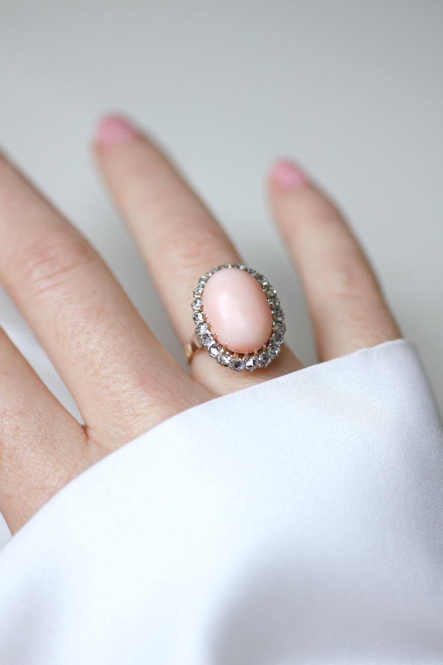 マルグリット ベル・エポック 珊瑚とダイヤモンドのリング