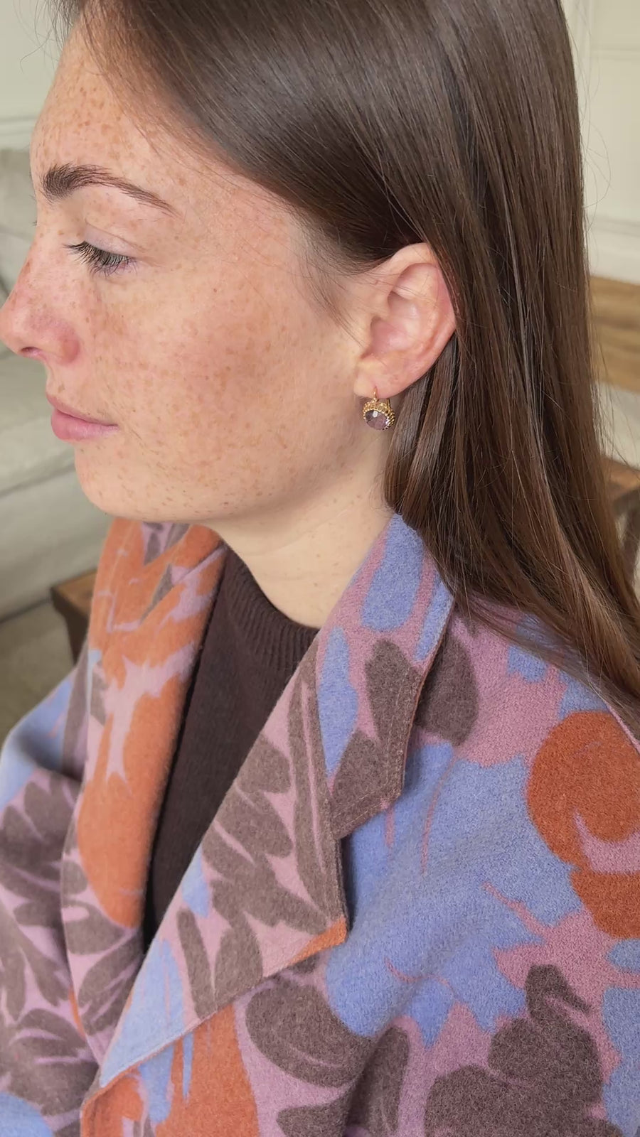 アンティーク・アメジストとダイヤモンドのイエローゴールド・ピアス