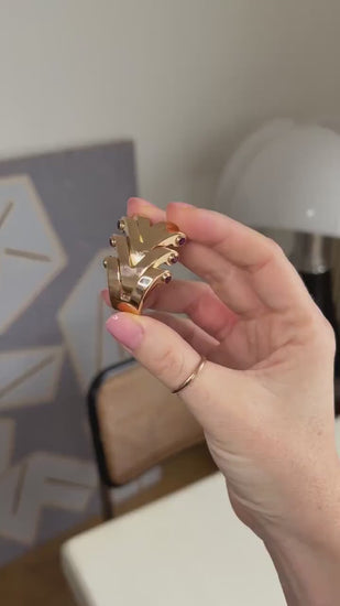 ブシュロン クリップブローチ ローズゴールドにルビー 1940年代