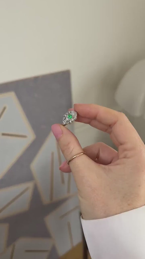 アール・デコ様式 エメラルド＆ダイヤモンド プラチナ・リング