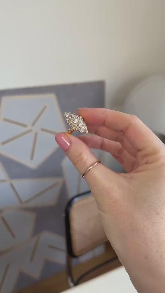 マーキーズカットダイヤモンド1.25カラットのイエローゴールドリング