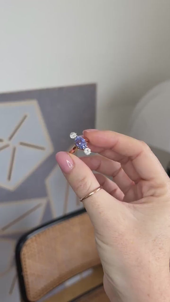 ベル・エポック・リング 非加熱セイロンサファイア3.30カラットとダイヤモンド、ローズゴールドとプラチナ