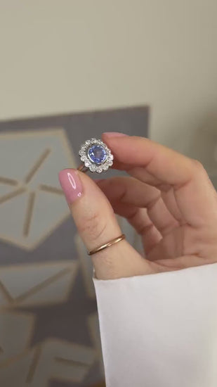 アール・デコ調ポンパドール・リング プラチナにセイロン産サファイア2.80カラットとダイヤモンド