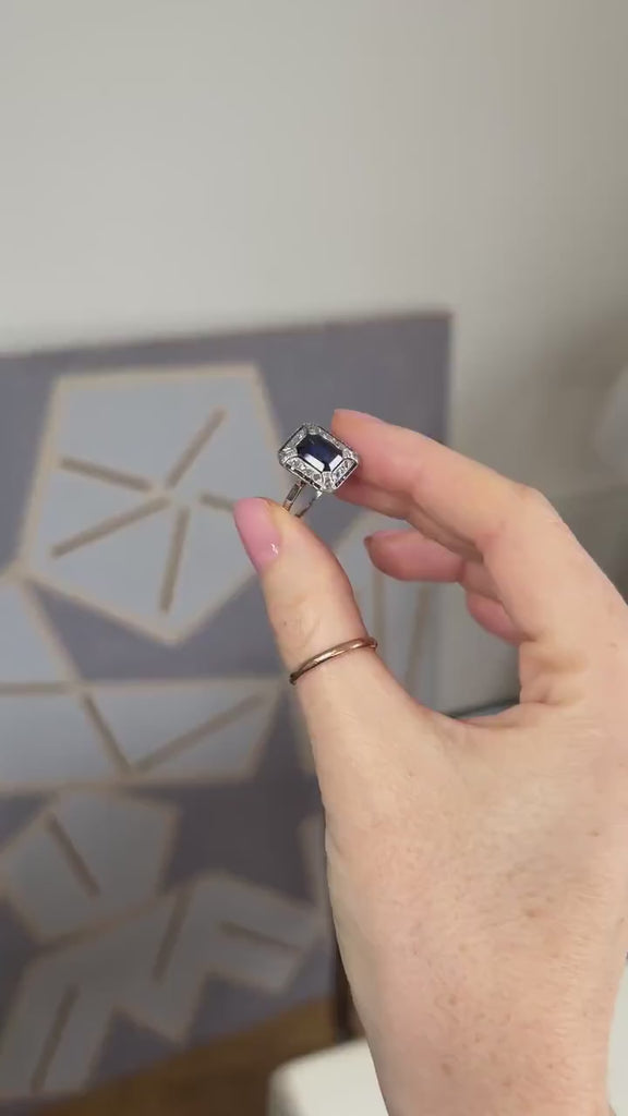 アールデコ風リング 人工サファイア 八角形 ダイヤモンド囲み ゴールド＆プラチナ製