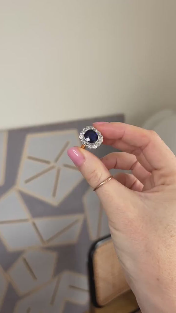 アールデコ・ポンパドール・リング 非加熱シャム・サファイア 3.65カラットとダイヤモンド、ピンク＆ホワイトゴールド