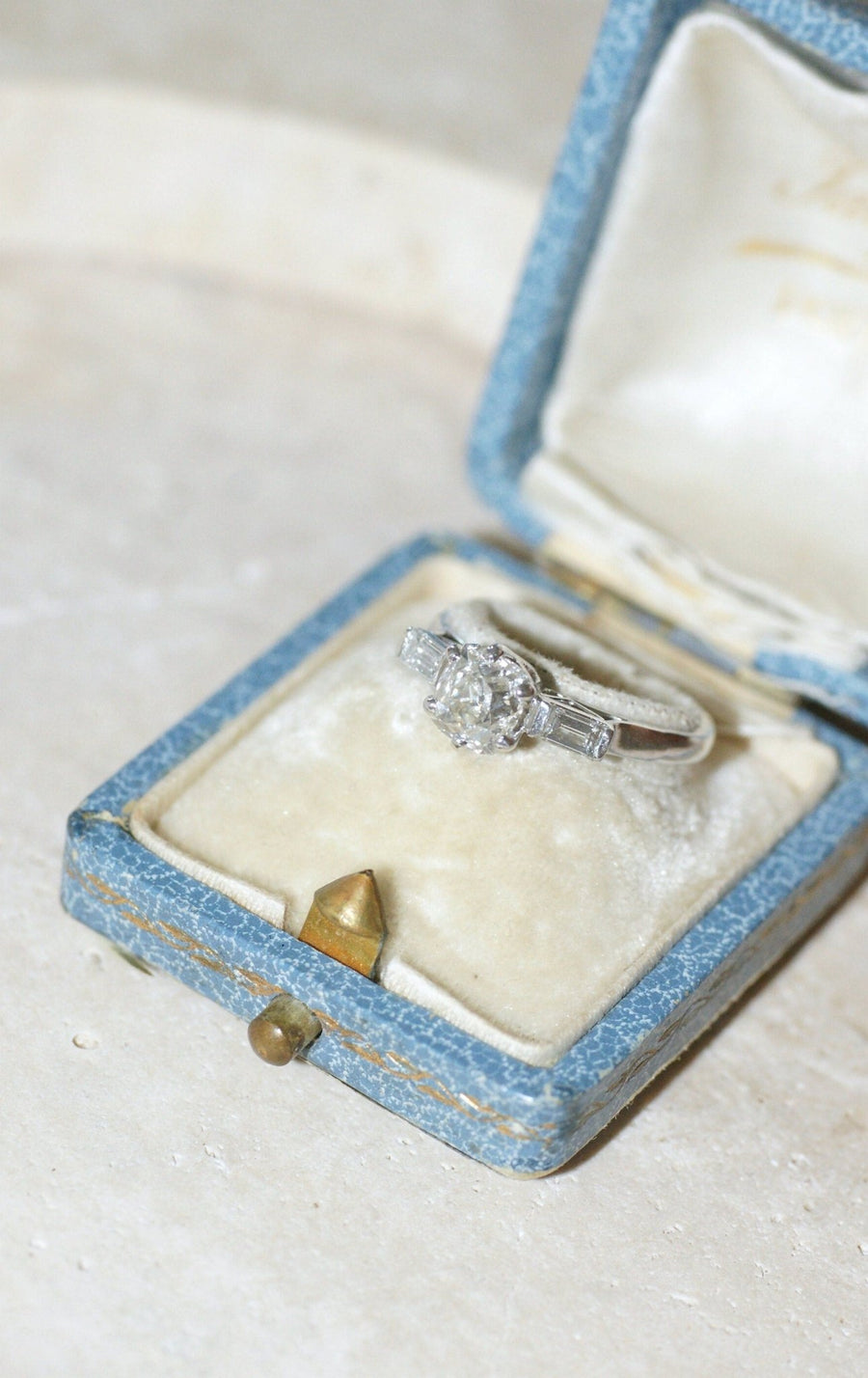 アールデコ クッション ダイヤモンド ソリテア 1.00Ct プラチナ - Galerie Pénélope