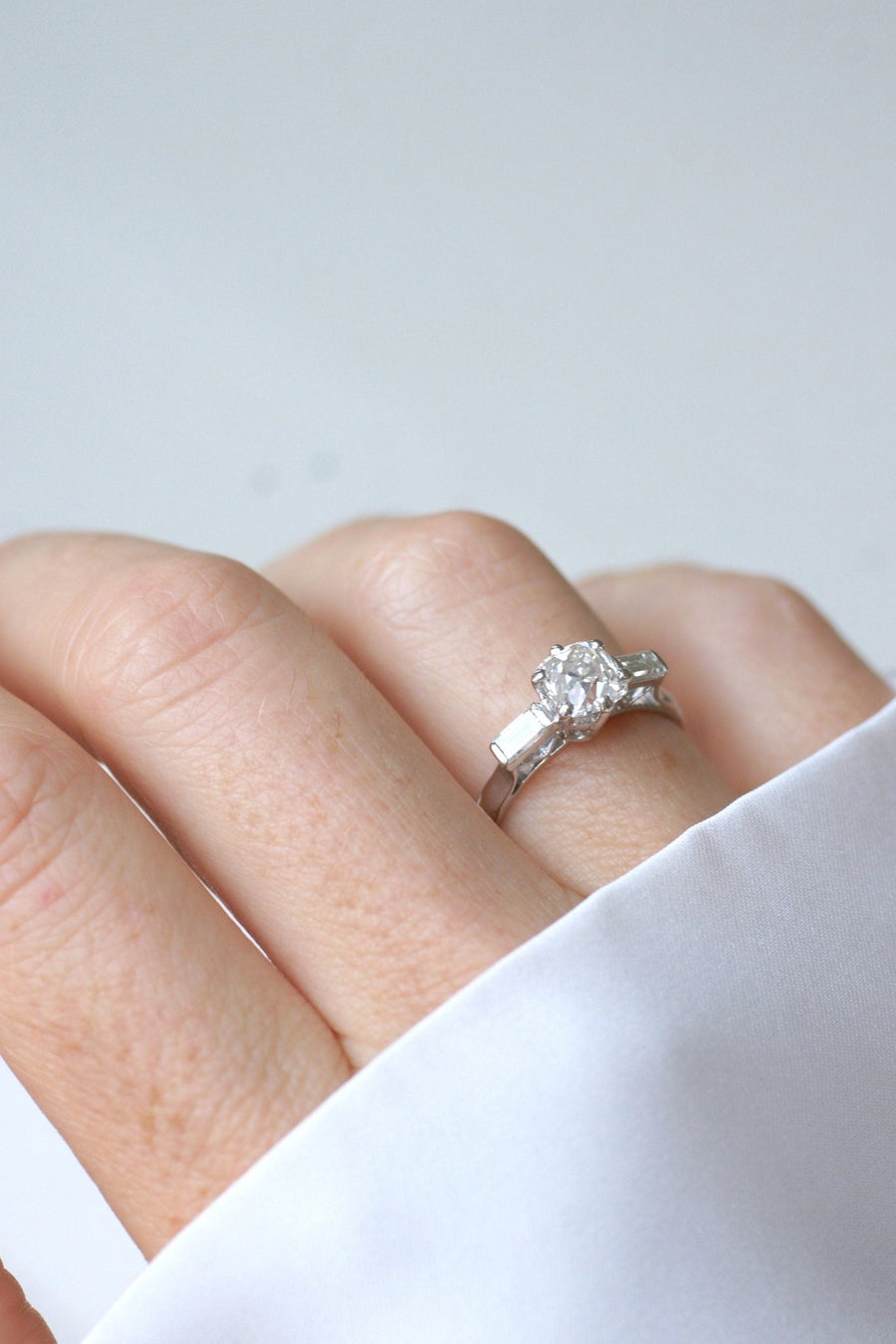 アールデコ クッション ダイヤモンド ソリテア 1.00Ct プラチナ - Galerie Pénélope