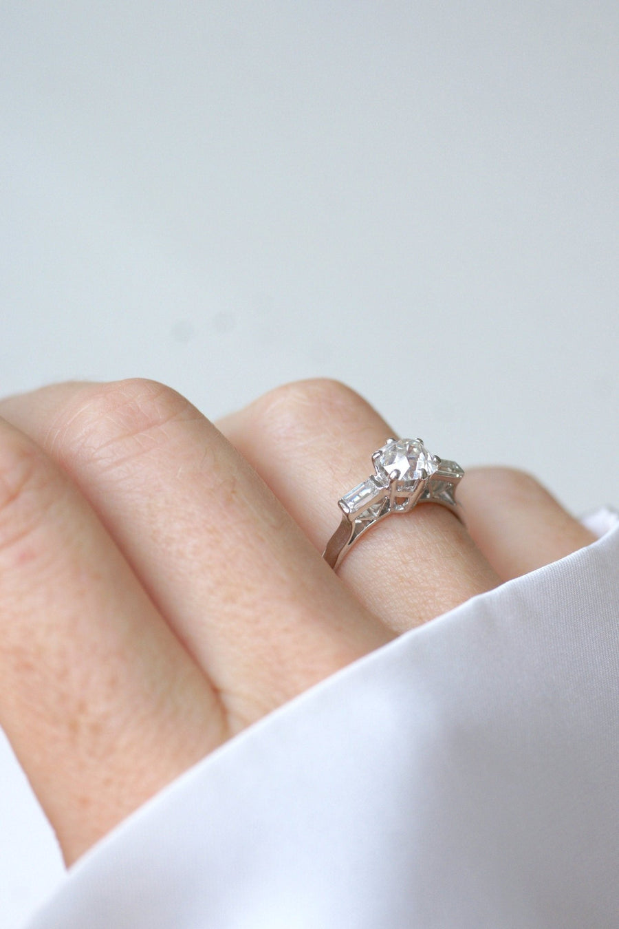 アールデコ クッション ダイヤモンド ソリテア 1.00Ct プラチナ - Galerie Pénélope