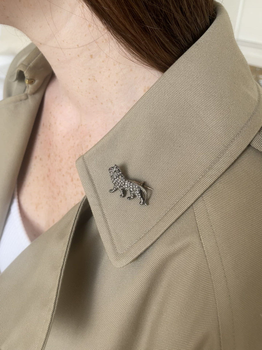 ライオンブローチダイヤモンド