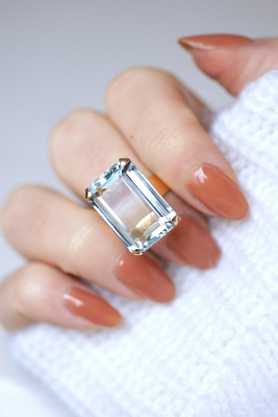 ヴィンテージ アクアマリン カクテルリング 15 Cts ローズゴールド - Penelope Gallery