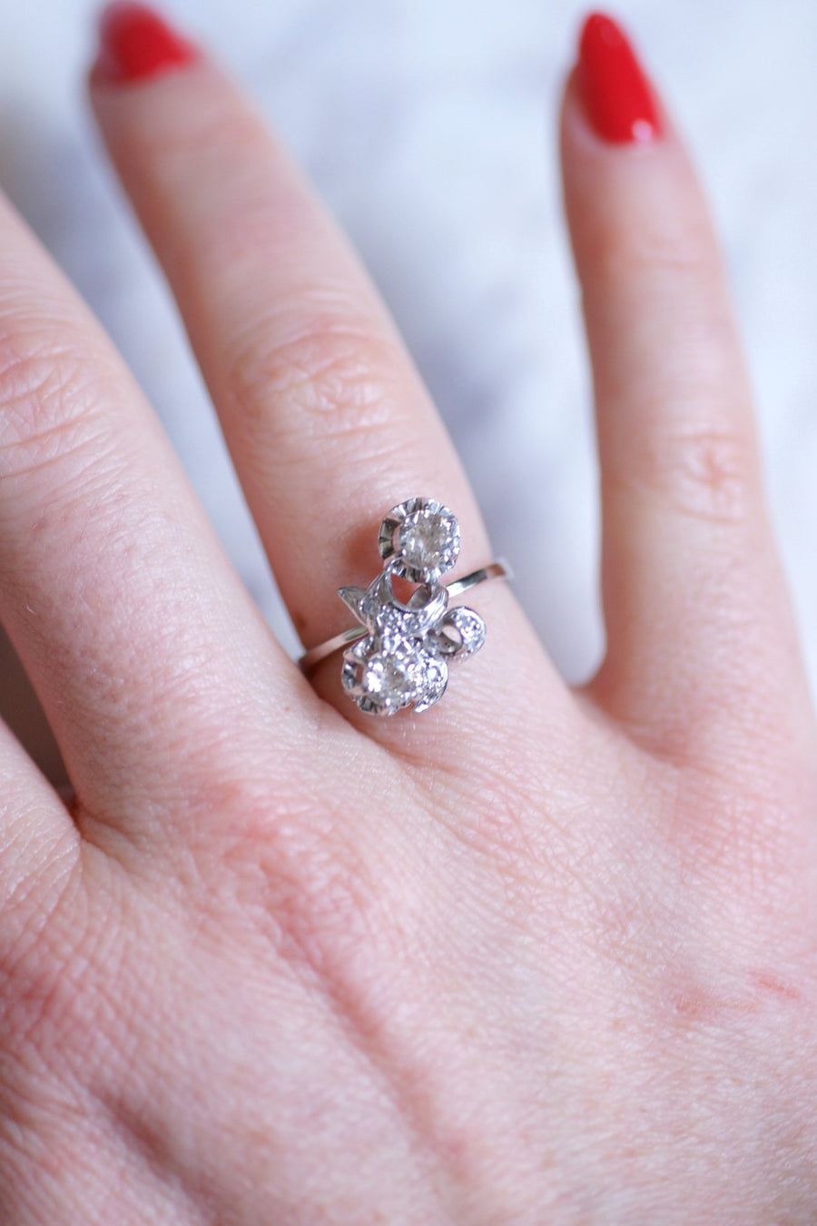 ヴィンテージ トワ・エ・モワ エンゲージメントリング ホワイトゴールド＆ダイヤモンド - Penelope Gallery