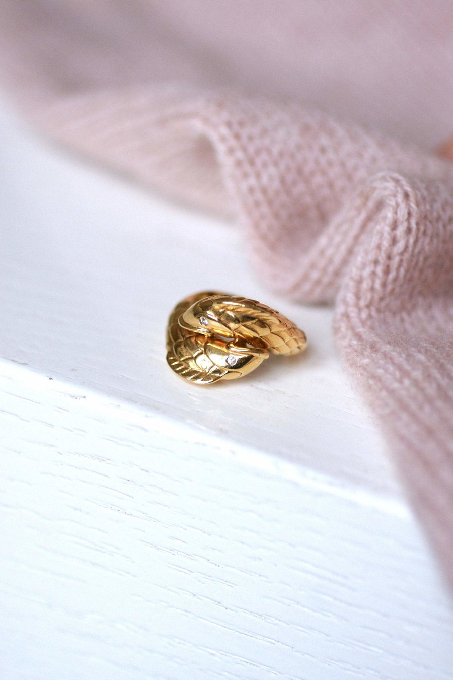 イエローゴールドとダイヤモンドのヴィンテージMellerioフィッシュリング - Penelope Gallery