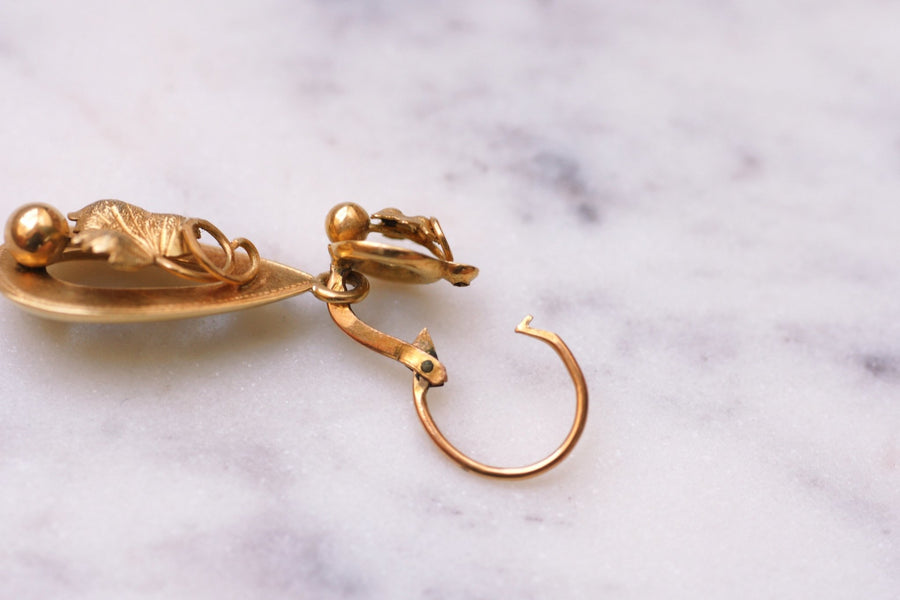 アンティークゴールド "vine leaf "スリーパーピアス - Penelope Gallery