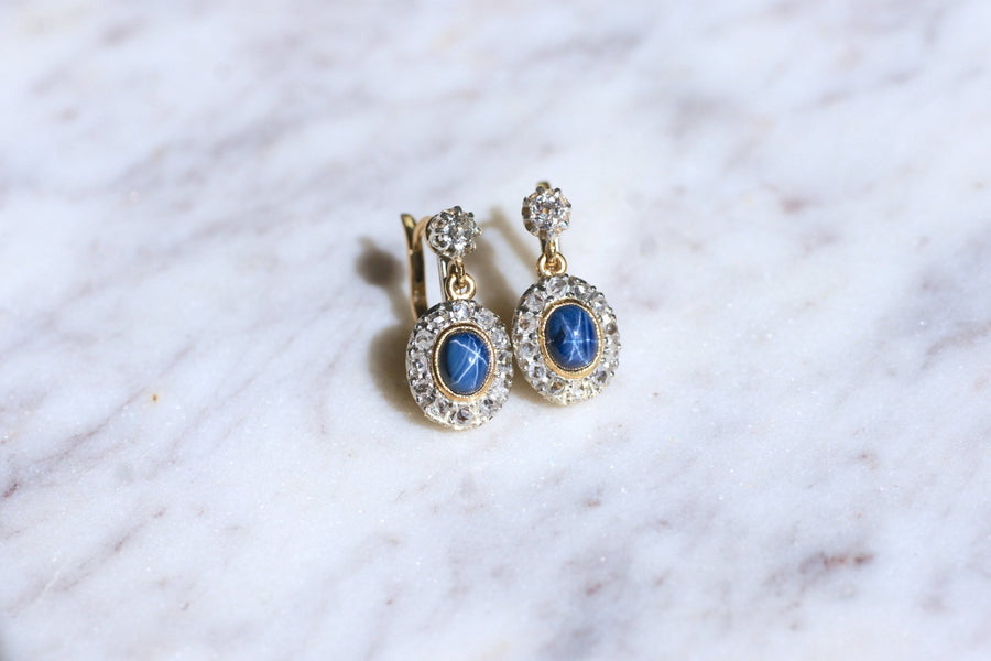 アンティークゴールド、プラチナ、ダイヤモンド、スターサファイアのスリーパーピアス - Galerie Pénélope