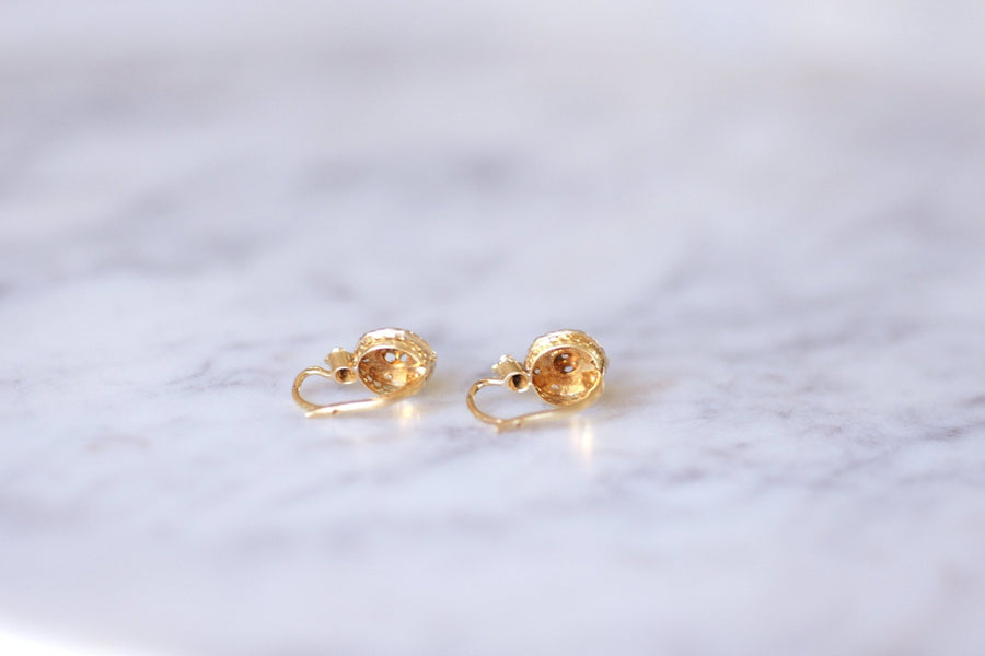 アンティークゴールドとダイヤモンドのスリーパーピアス - Penelope Gallery