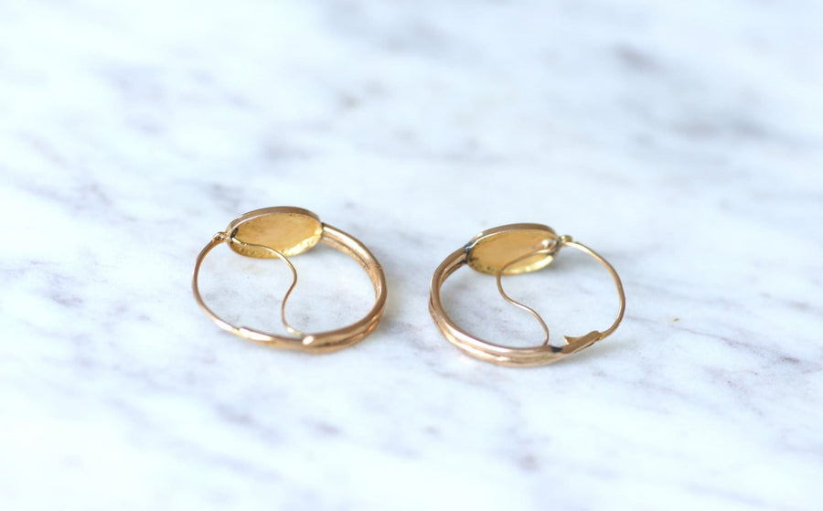 エナメルの花のピアス - Galerie Pénélope
