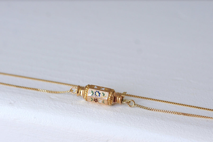地方エナメルのクラスプ付きゴールドネックレス、19世紀 - Galerie Pénélope