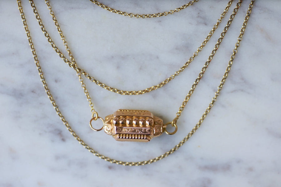 ゴールドバレルクラスプのネックレス - Galerie Pénélope