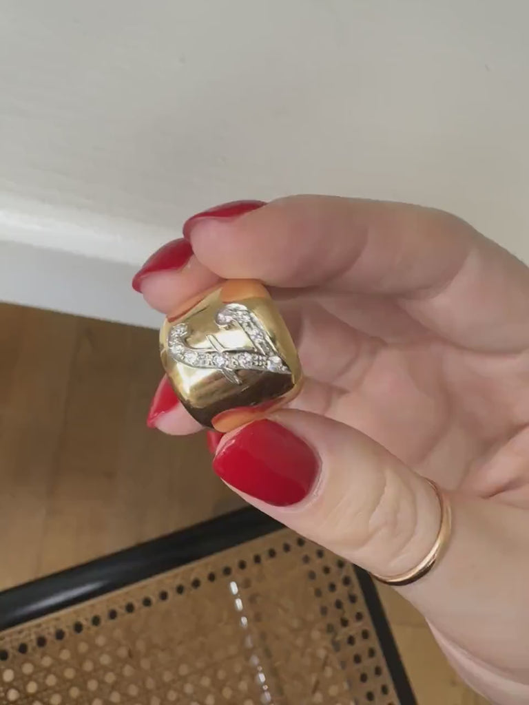 ヴィンテージ リング、ラージ ゴールド バンド、Letter F、イニシャル