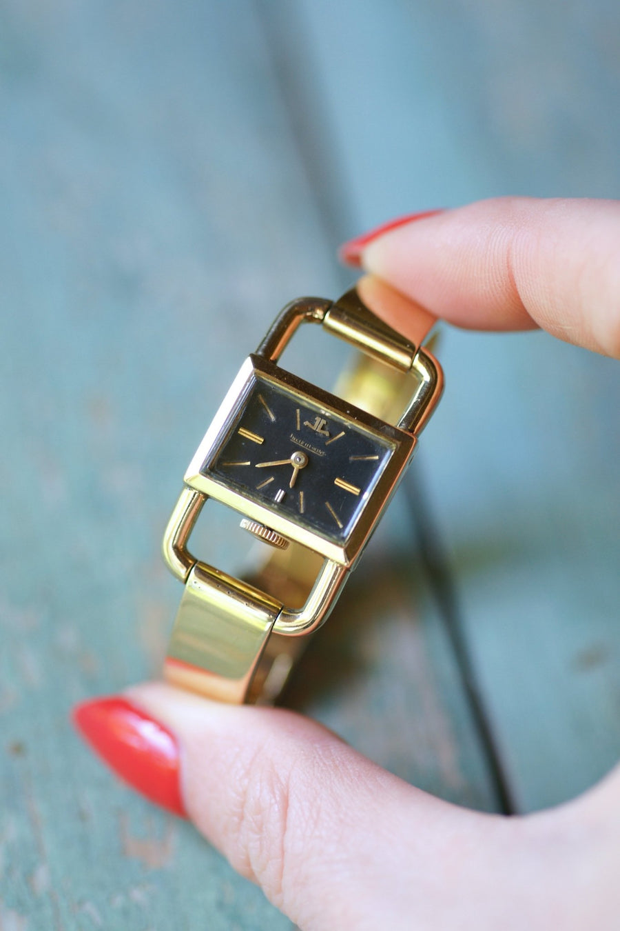 Etrier Jaeger LeCoultre for Hermès Women's all-gold mechanical watch, 1970s - Galerie Pénélope