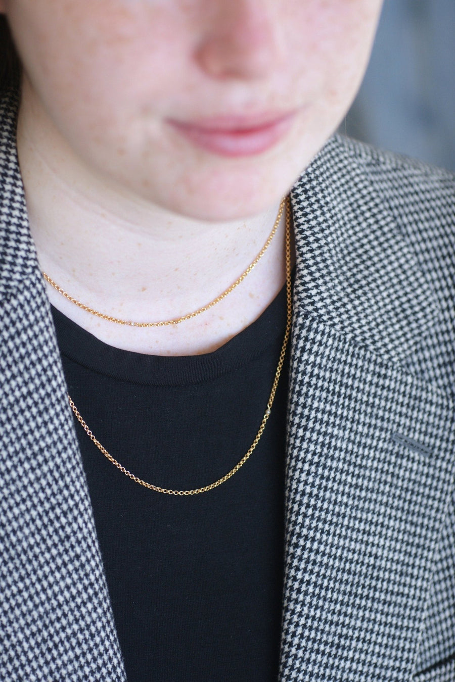 ゴールドジャセロンメッシュとファインパールのロングネックレス - Galerie Pénélope